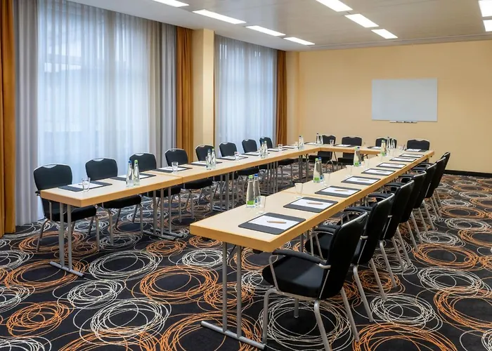 Mövenpick Airport Hotel Núremberg