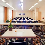 Moevenpick Airport Hotel 4*