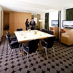 Moevenpick Airport Szálloda