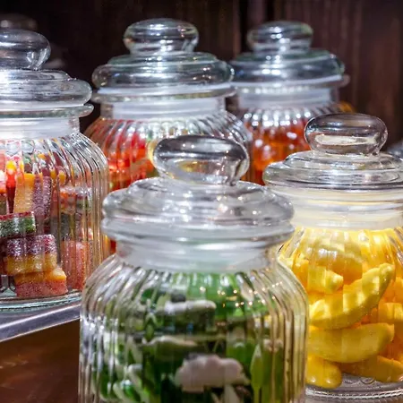 Moevenpick Airport Hotel 4*