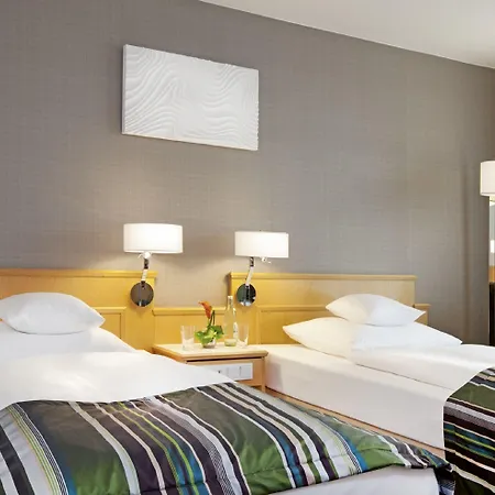 Hotel Moevenpick Airport