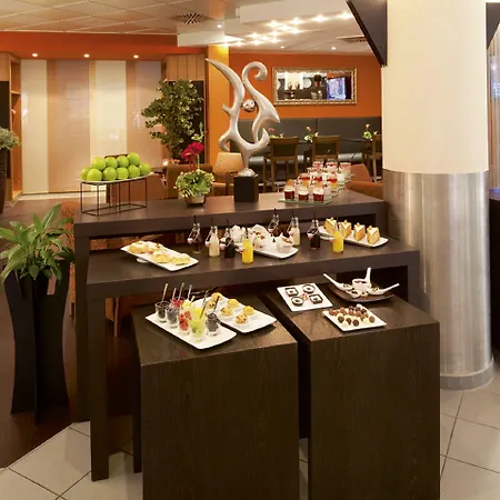 Moevenpick Airport Hotel 4*